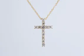 18" 14k Yellow Gold 0.55tcw Diamond Cross Pendant Necklace (3.40g.)