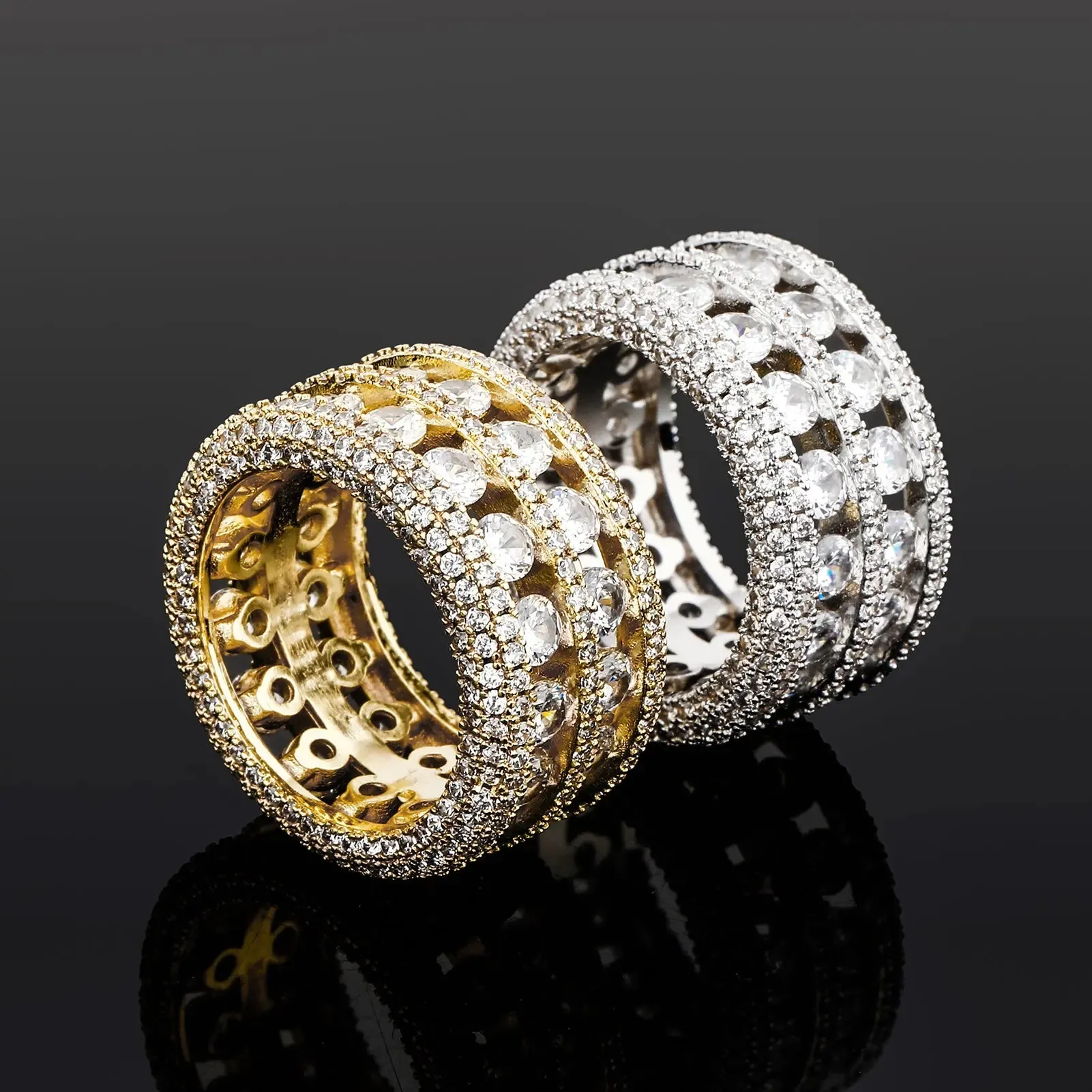 5 Row Diamond Band Ring in Yellow Gold