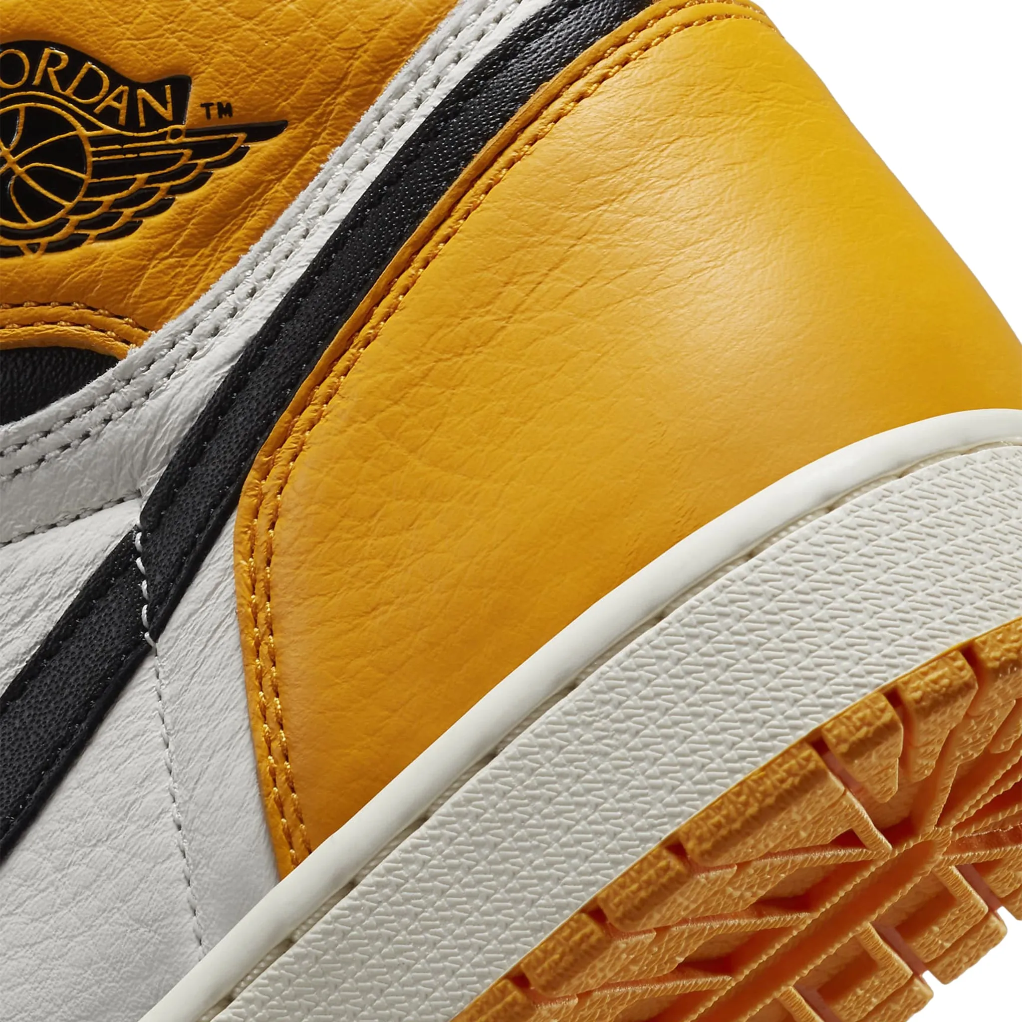 Air Jordan 1 Retro High OG Yellow Toe Taxi