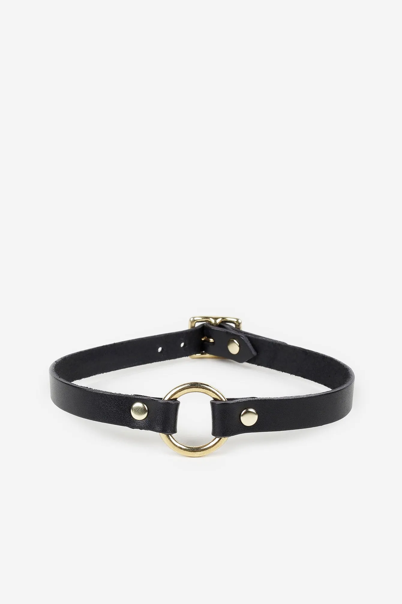 classic o-ring choker necklace.