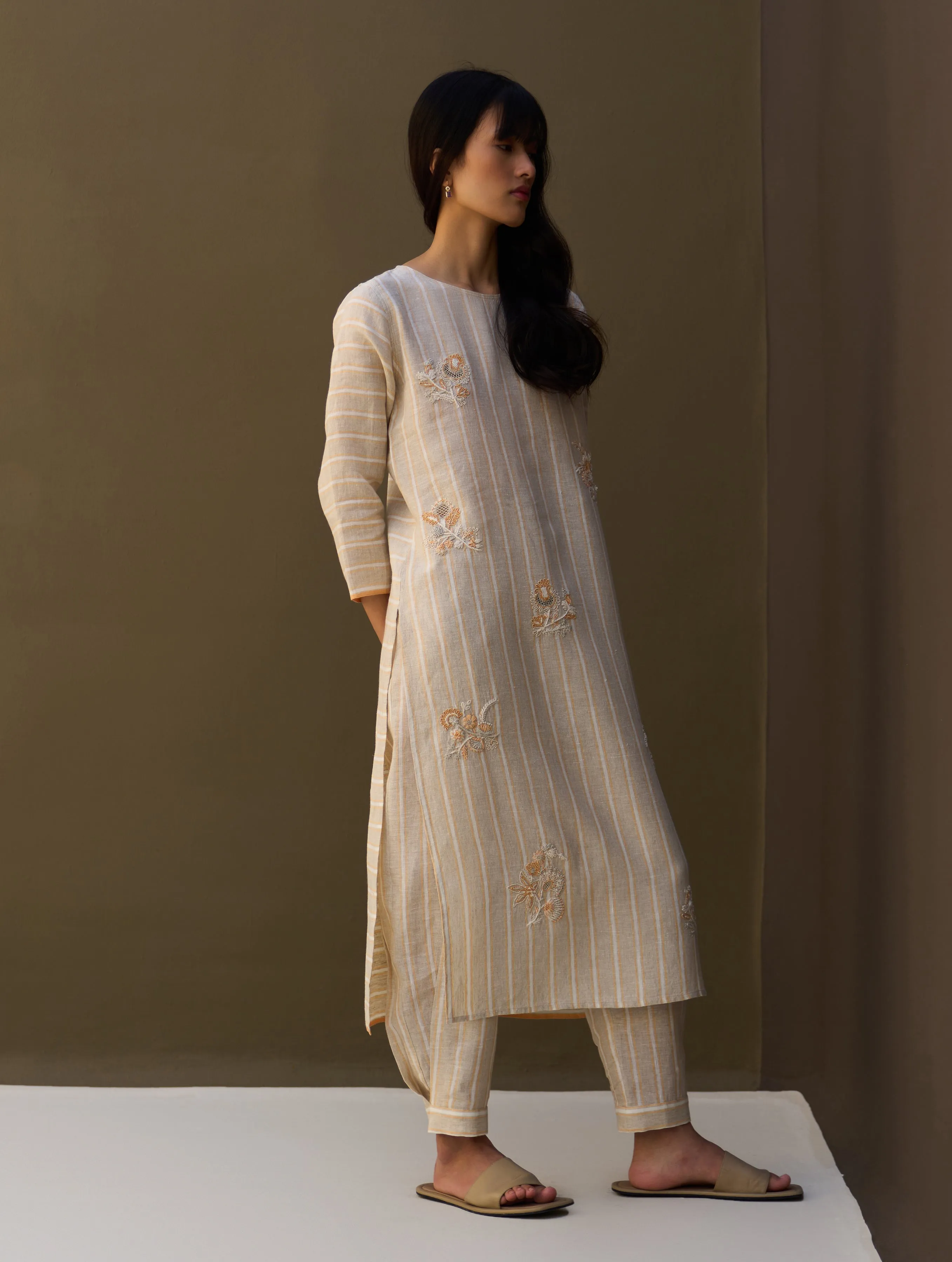 Eiko Striped Linen Kurta - Natural