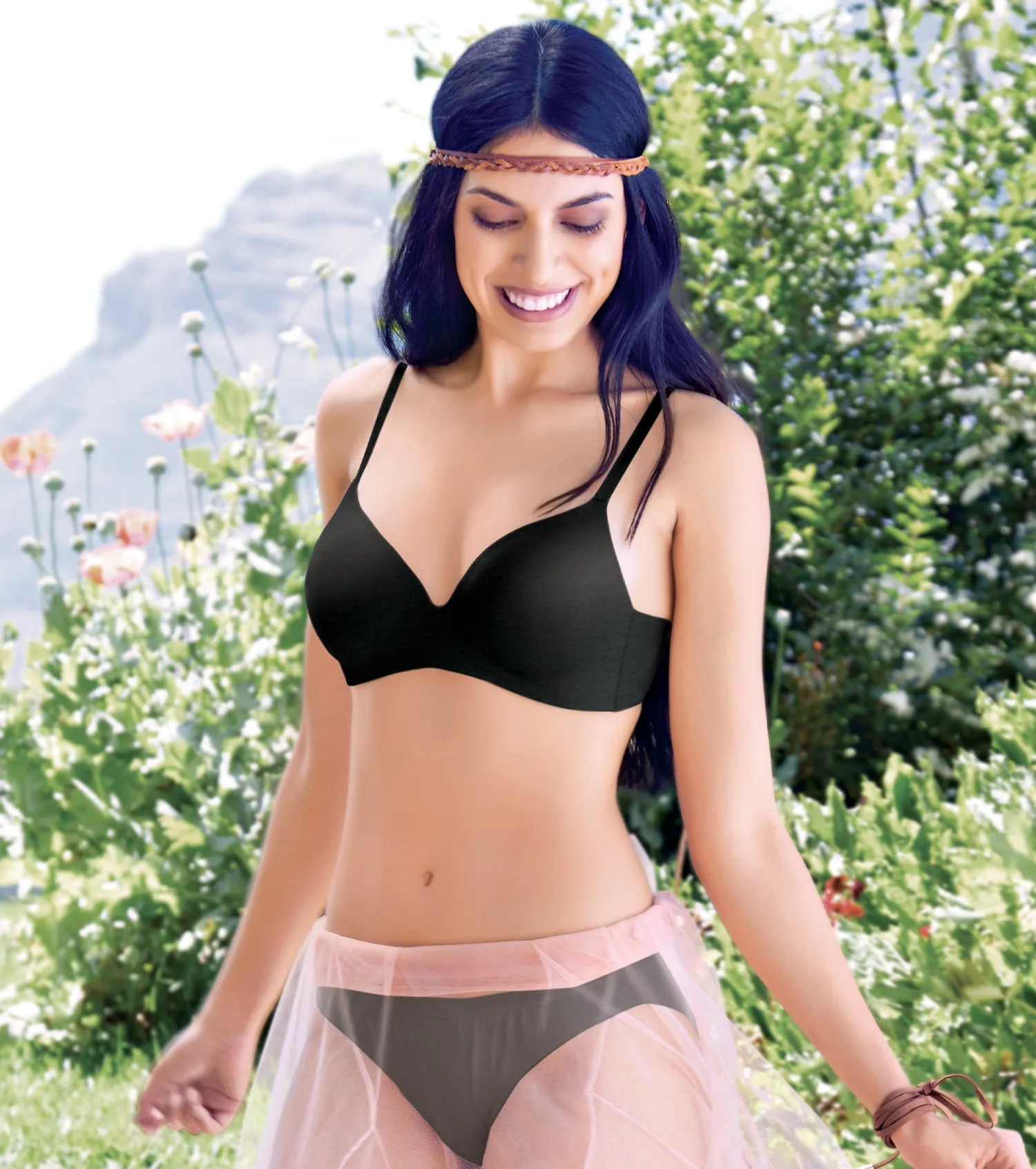 Enamor InvisiBra F084 Seamless Ultra Smoothening with Invisible Edges T-Shirt Bra - Padded Wirefree Medium Coverage - Black