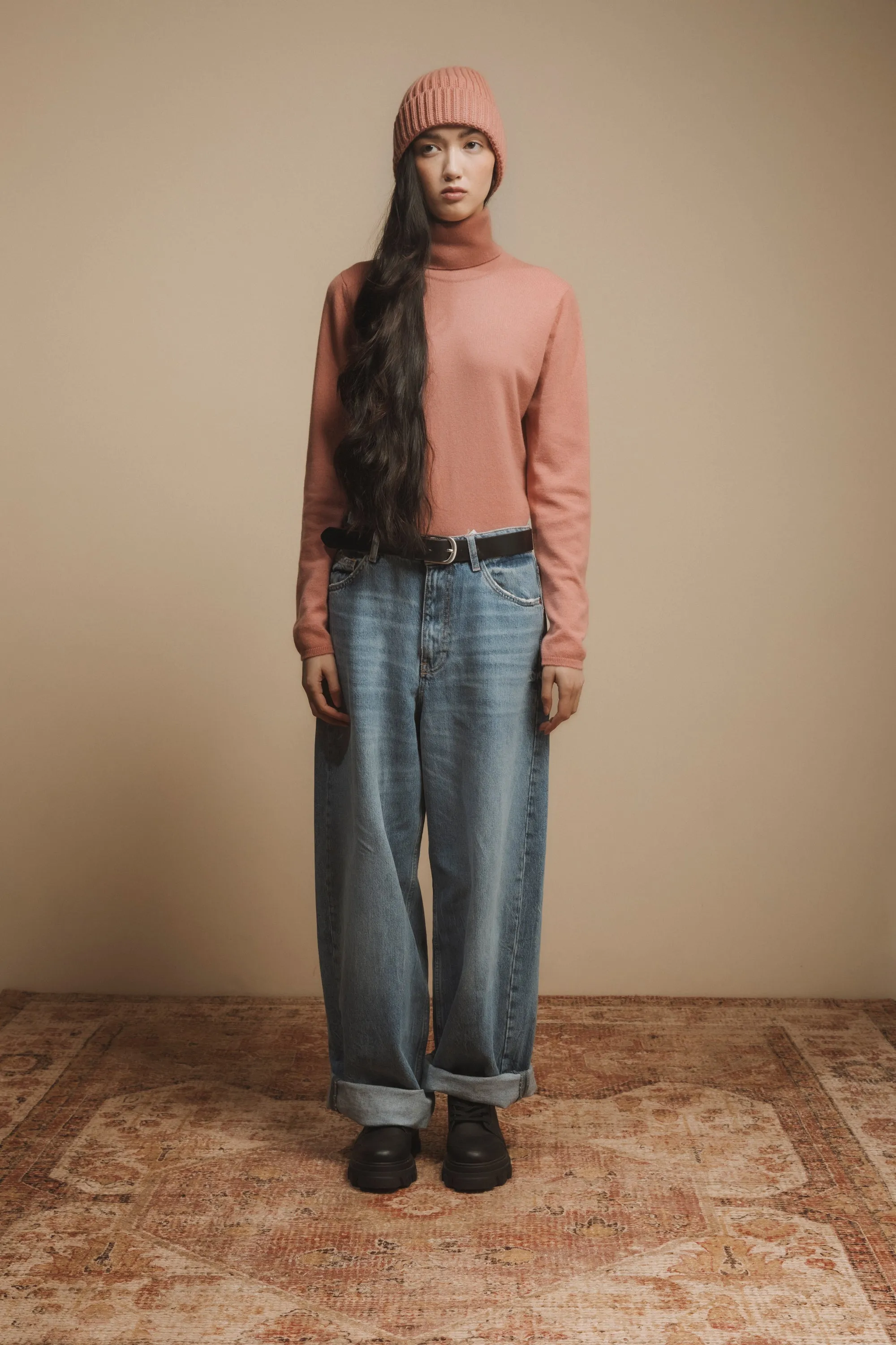 Made in Scotland Charlotte Cashmere Roll Collar Jumper - Dusky Pink