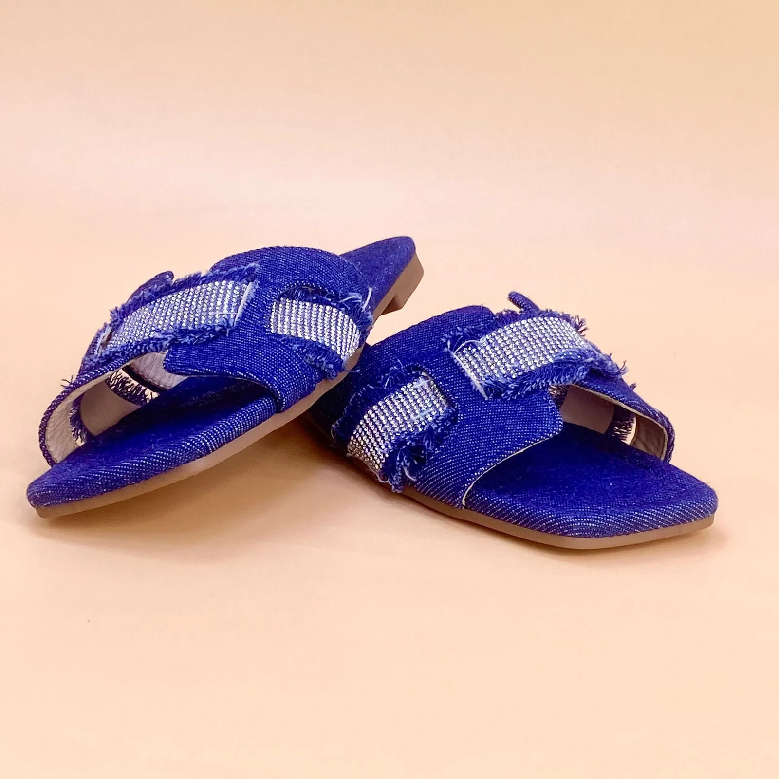 NEW , WOMEN SLIPPERS S1