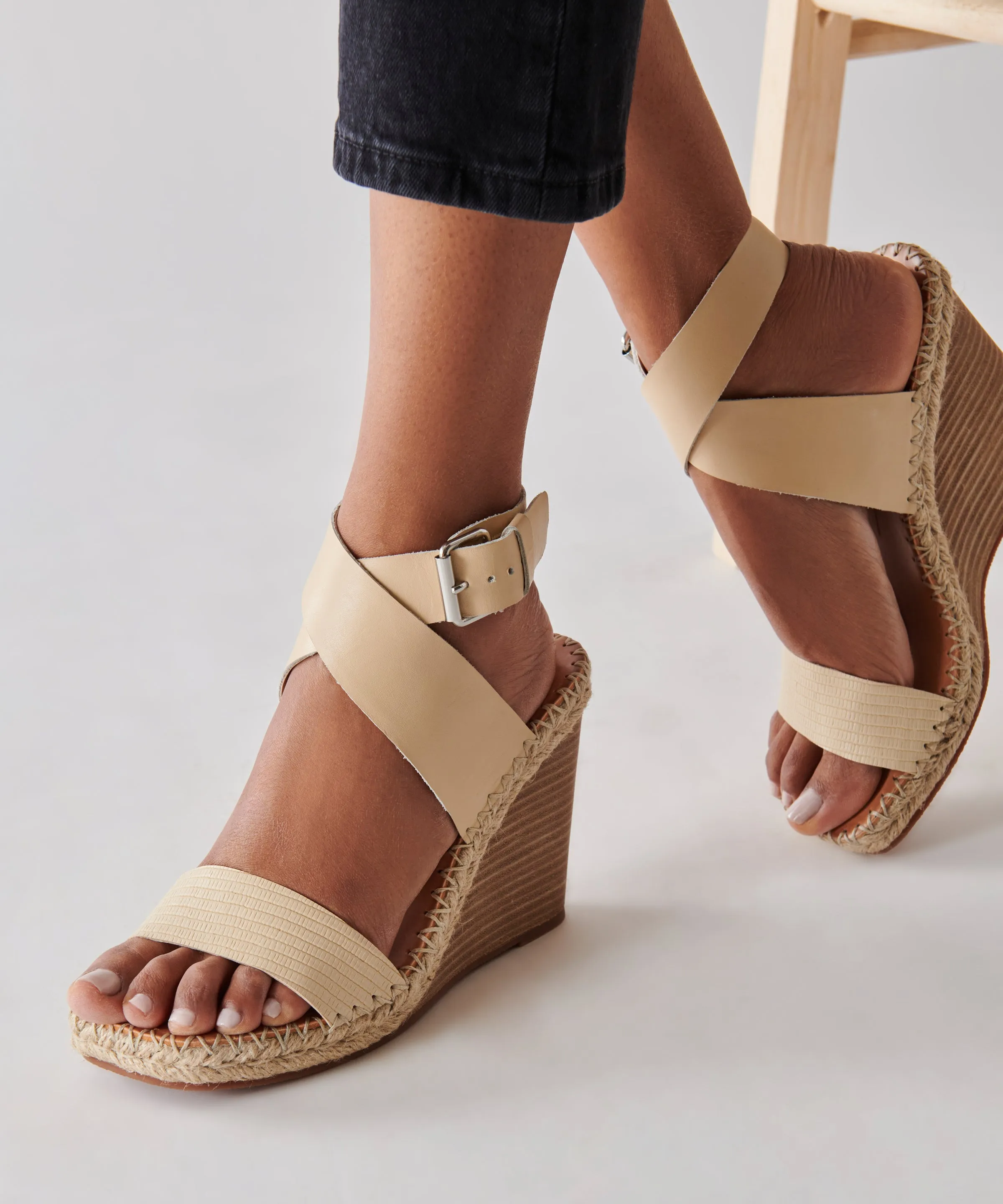 NEZZA WEDGES VANILLA LEATHER