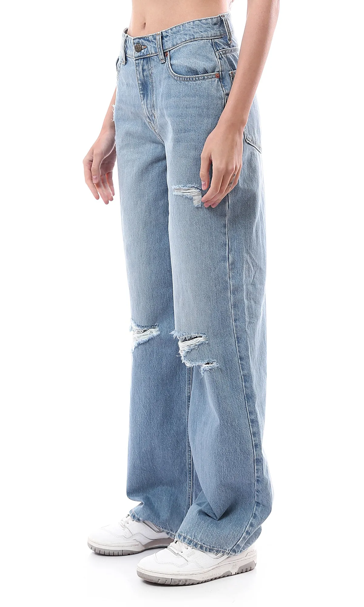 O175799 Wide Leg Solid Light Blue Jeans With Front Rips