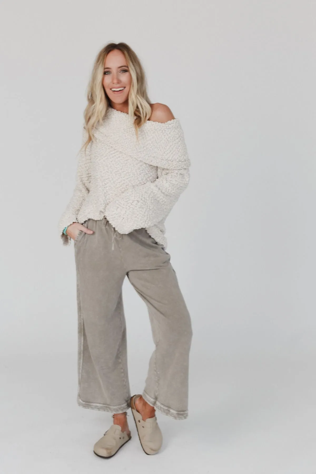 So Comfy Wide Leg Pant Cropped Length - Mocha