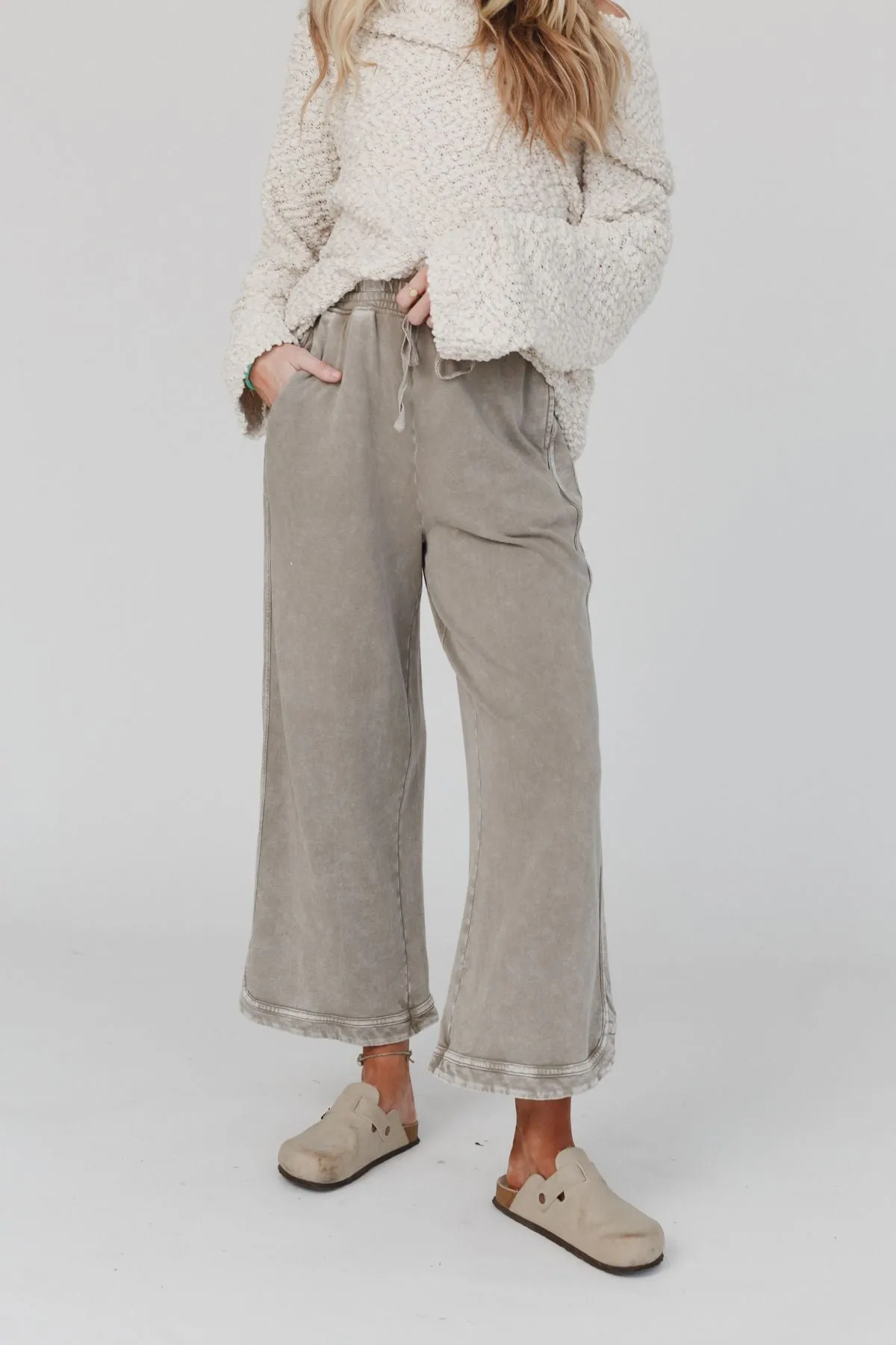 So Comfy Wide Leg Pant Cropped Length - Mocha