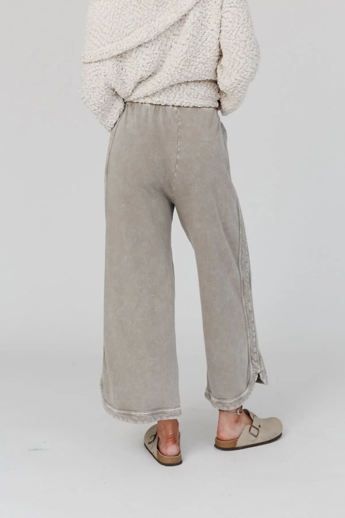 So Comfy Wide Leg Pant Cropped Length - Mocha