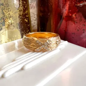 Vintage Patterned & Diamond Wedding Band