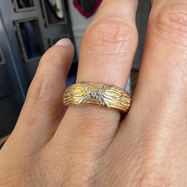 Vintage Patterned & Diamond Wedding Band